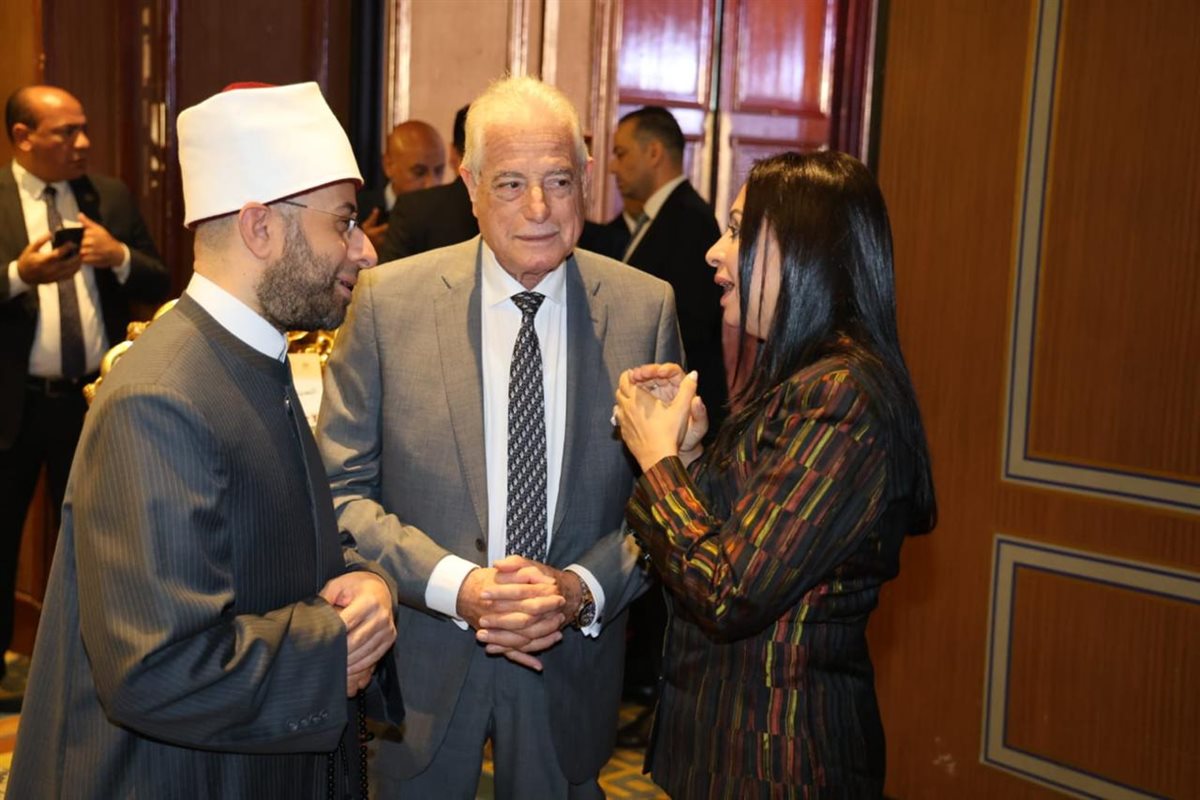 وزير الأوقاف يشارك في تدشين مبادرة المسئولية المجتمعية والسكن الكريم