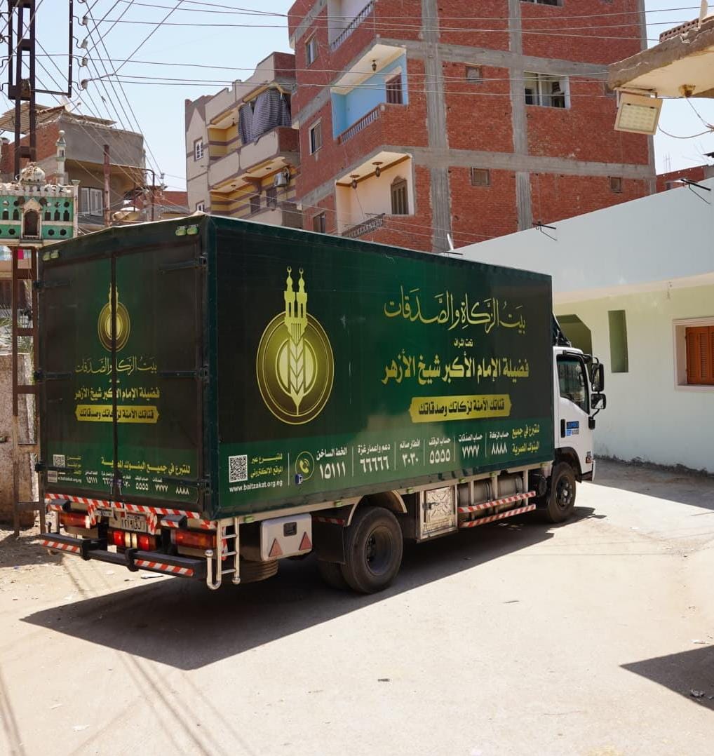 بيت الزكاة والصدقات ينهي توزيع لحوم الأضاحي على عشرات الآلاف