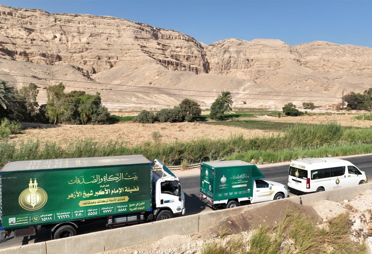 بيت الزكاة والصدقات ينهي توزيع لحوم الأضاحي على عشرات الآلاف