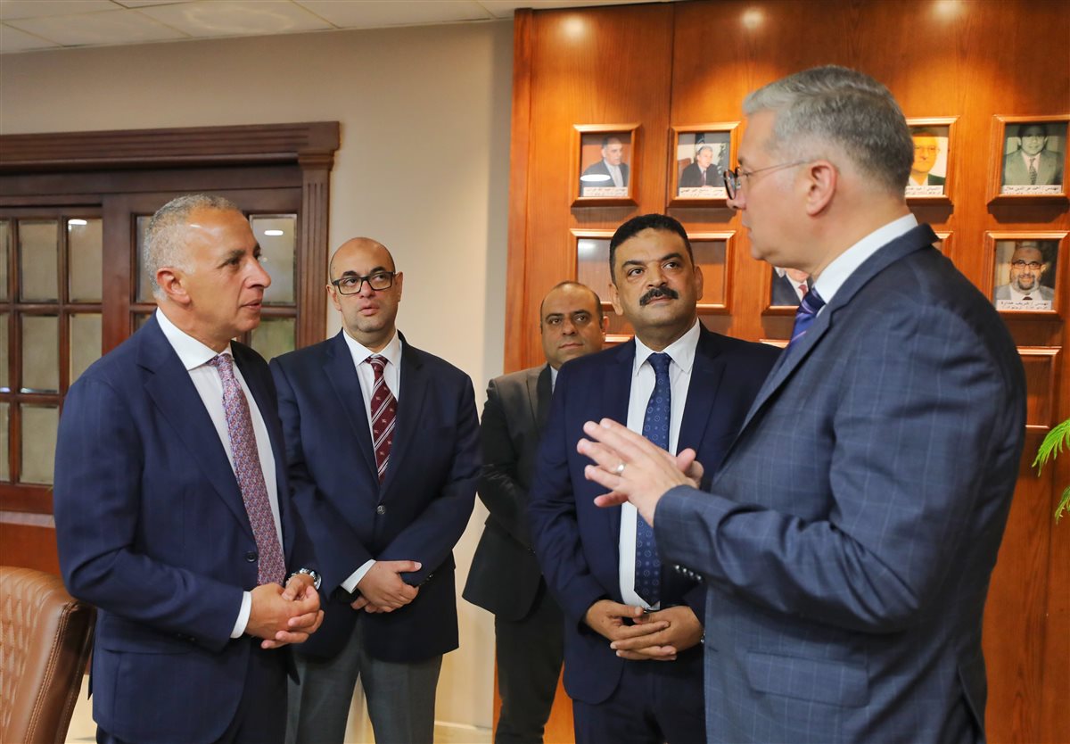 جانب من مراسم توقيع مذكرة تفاهم بين الهيئة المصرية العامة للثروة المعدنية وشركة السويدي كاب للاستثمارات