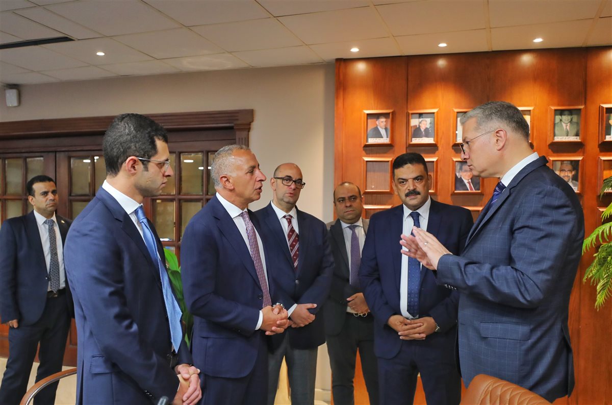 جانب من مراسم توقيع مذكرة تفاهم بين الهيئة المصرية العامة للثروة المعدنية وشركة السويدي كاب للاستثمارات