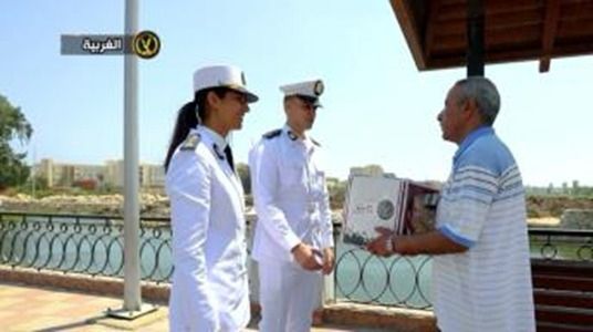 الداخلية تشارك المصريين احتفالاتهم بذكرى ثورة 30 يونيو