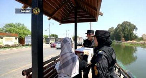 الداخلية تشارك المصريين احتفالاتهم بذكرى ثورة 30 يونيو