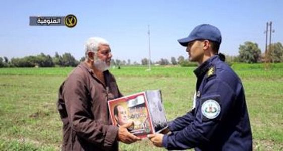 الداخلية تشارك المصريين احتفالاتهم بذكرى ثورة 30 يونيو