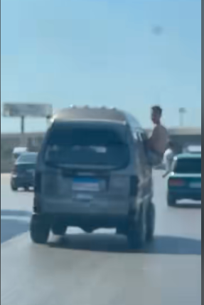 بالفيديو.. استعراض البلطجة في عز النهار على طريق الإسكندرية الصحراوي 