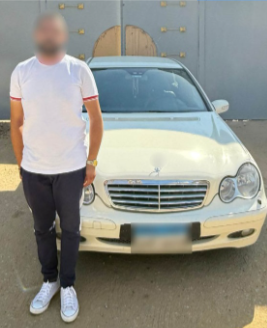 سائق سيارة ملاكي يدهس فتاة ويفر من مسرح الجريمة بأكتوبر 