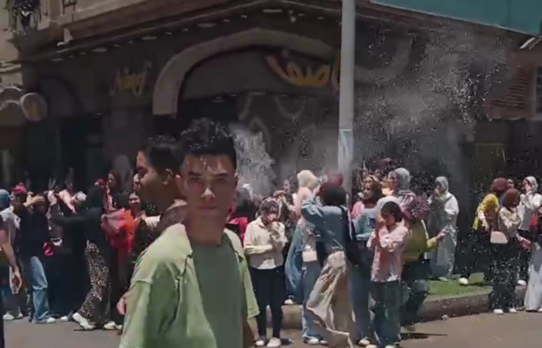 1000139872
