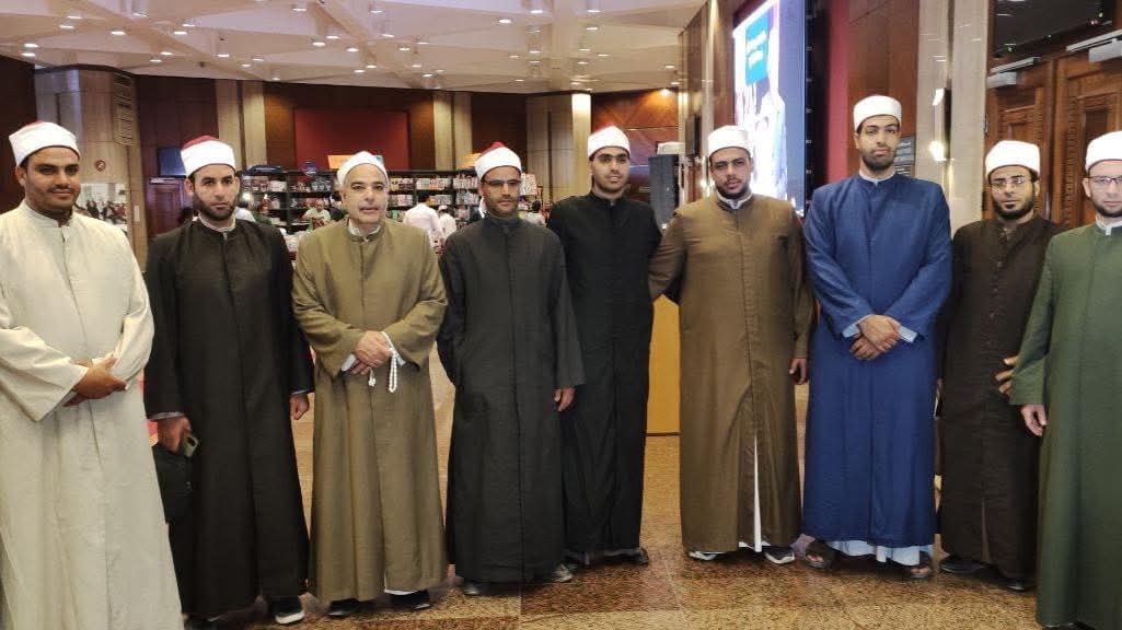 وفد من أئمة أوقاف الإسكندرية يزور جناح المجلس الأعلى للشئون الإسلامية بمعرض مكتبة الإسكندرية الدولى للكتاب