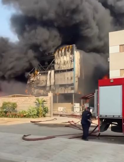 صور جديدة من حريق مصنع منظفات بدر