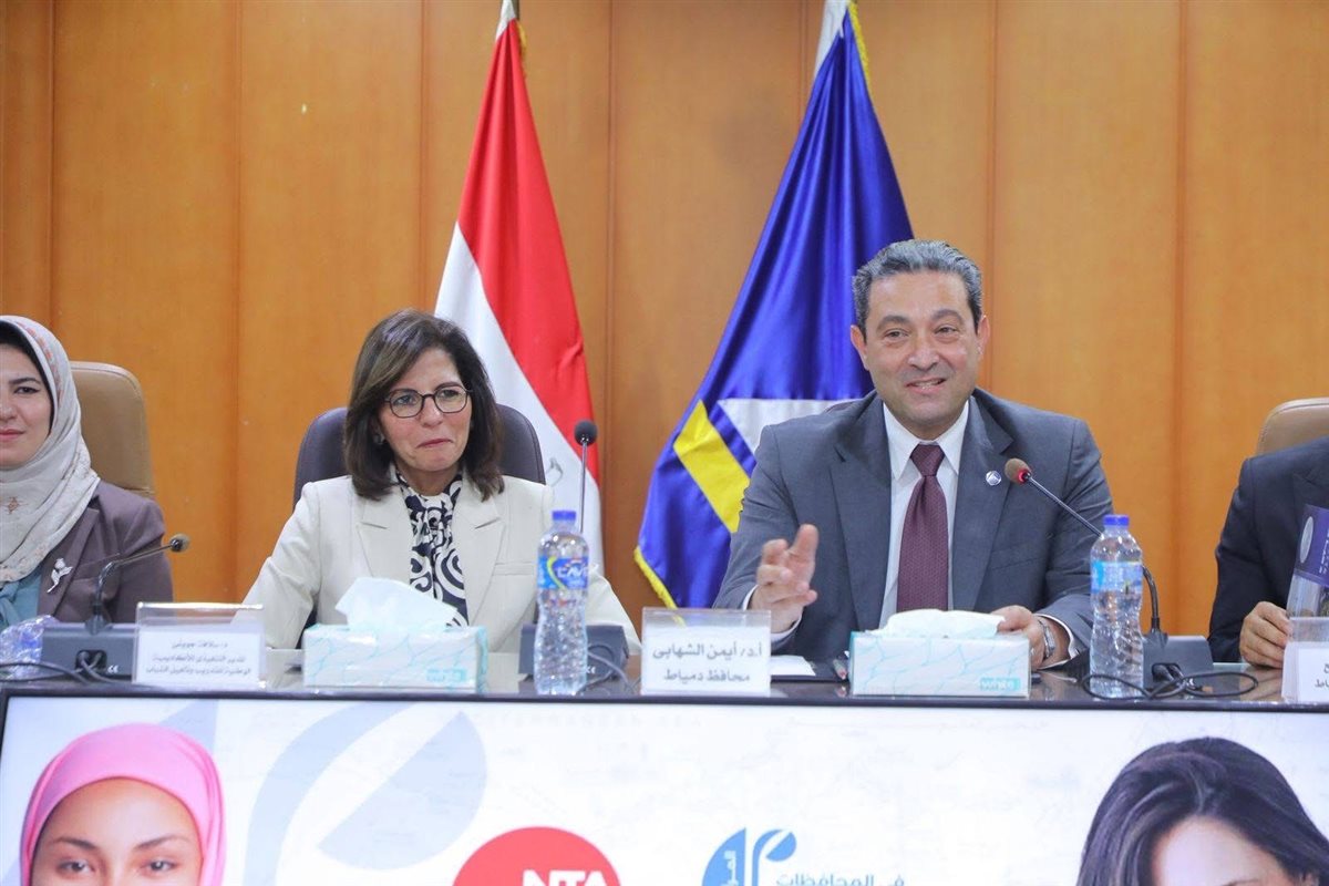 AC8E7671-72CA-4516-A83A-6D00D2102359