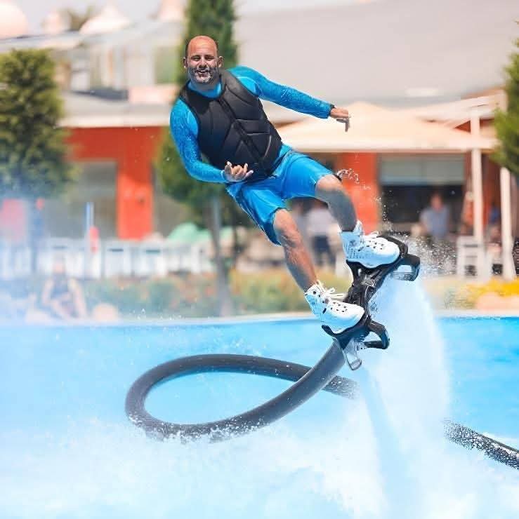 لاعب الفلاي بورد الراحل محمود عبدالغني&nbsp;