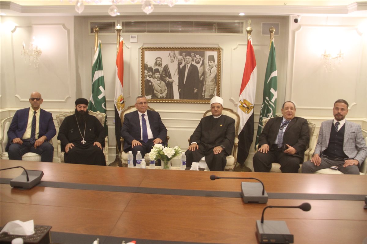 صفوت لطفي: الوفد صدر لمعظم الأحزاب الآخرى قيادات وكوادر ناجحة