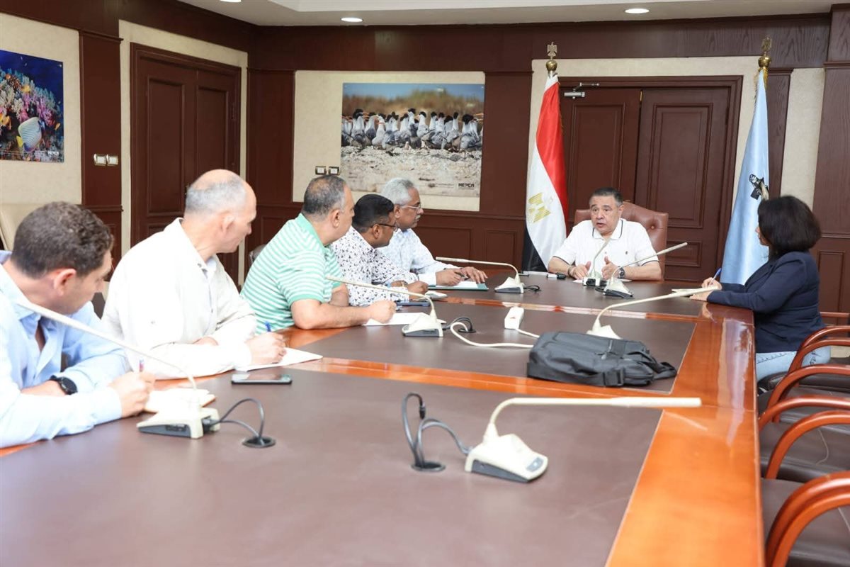 الاجتماع اليوم بديوان عام محافظة البحر الأحمر