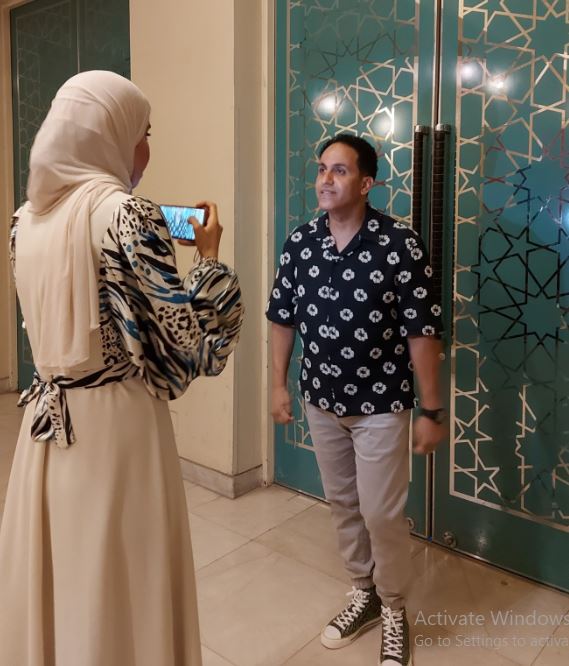 المطرب ياسر سليمان والصحفية زينب النجار جريدة الوفد&nbsp;