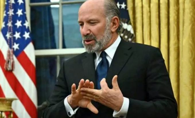 وزير التجارة الأمريكي هاورد لوتنيك