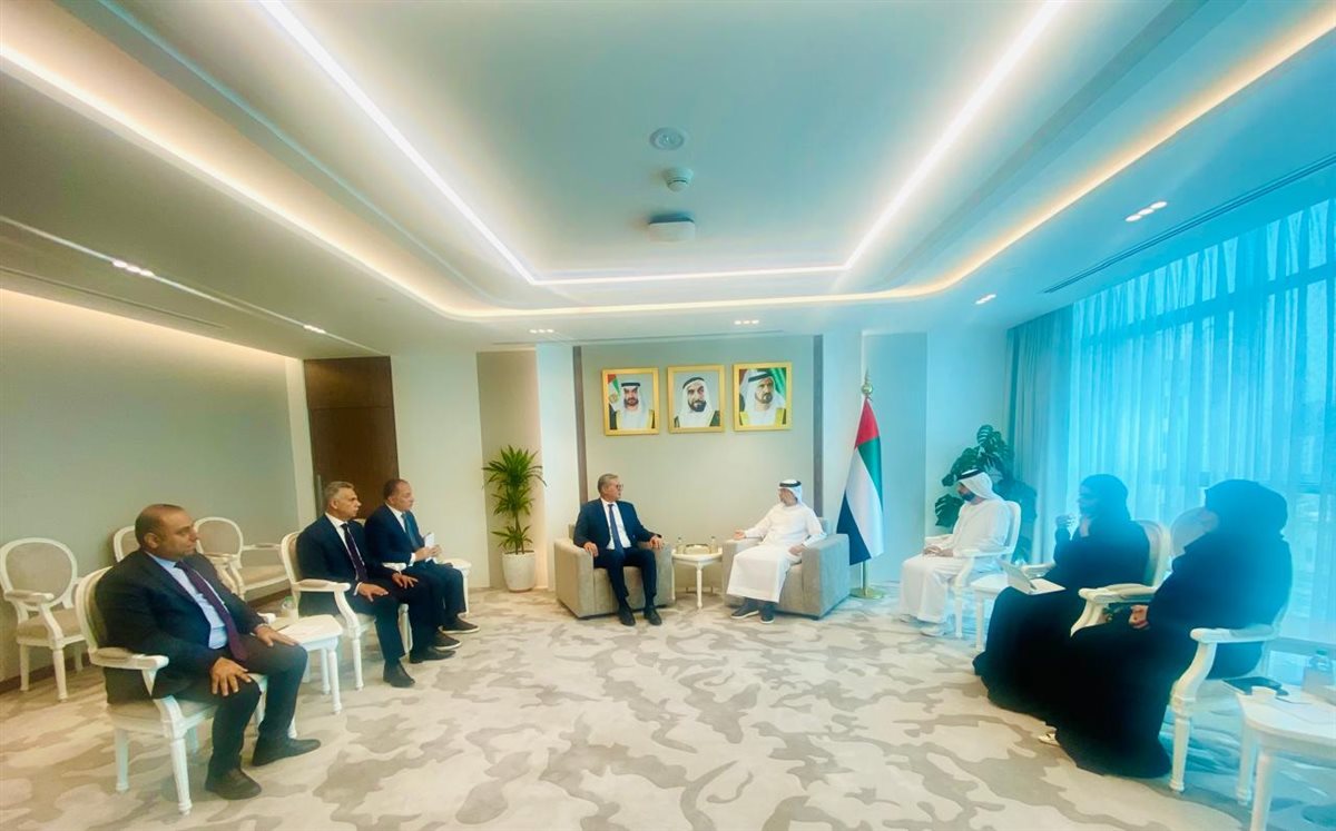 جانب من لقاء وزير البترول والثروة المعدنية ونظيره الإماراتي لبحث سبل التعاون المشترك بإمارة أبو ظبي