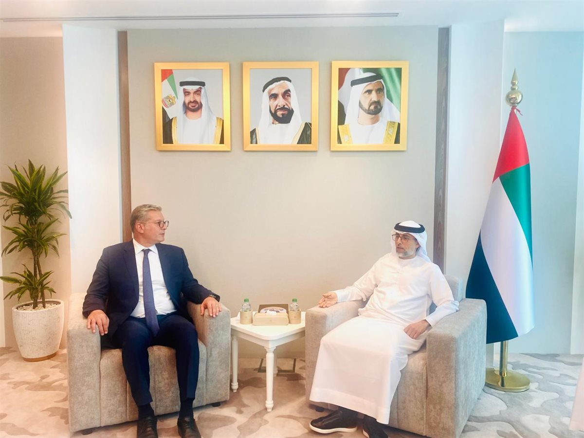 جانب من لقاء وزير البترول والثروة المعدنية ونظيره الإماراتي لبحث سبل التعاون المشترك بإمارة أبو ظبي