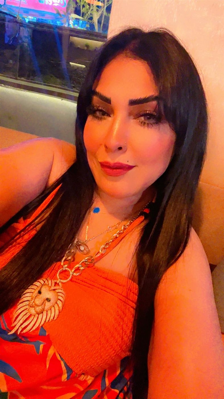 <strong>ليلى الشبح</strong>