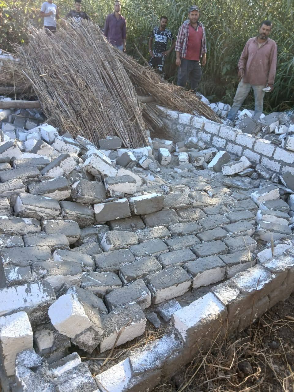 1000157681