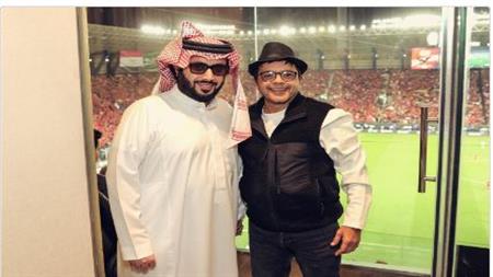 محمد هنيدي وتركي آل الشيخ