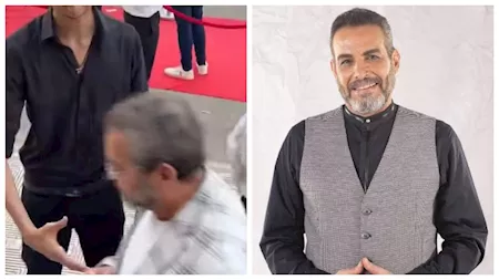أحمد عبد العزيز يحرج معجبا ويرفض مصافحته
