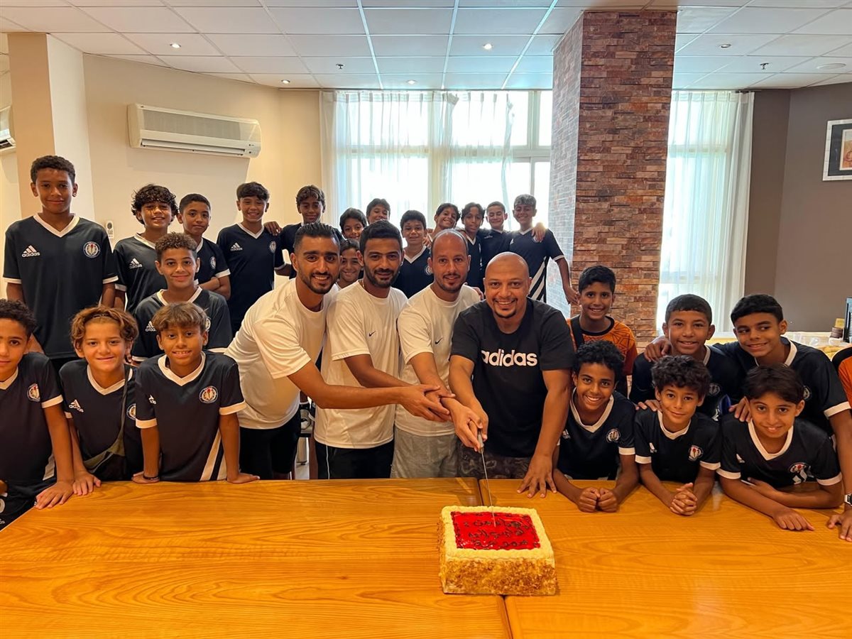 5AF33203-D690-4929-A9B4-A6907F48BBFA