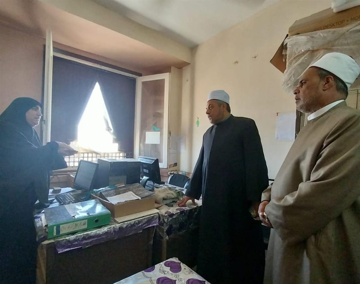 رئيس قطاع المعاهد الأزهرية يلتقي محافظ مطروح