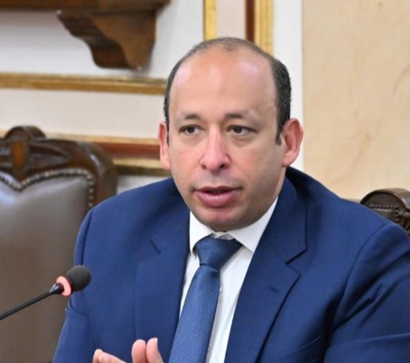 حسام صلاح عميد كلية طب قصر العيني