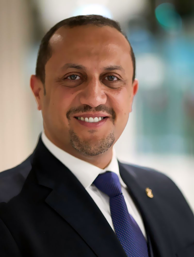 أيمن ﻋﺮب