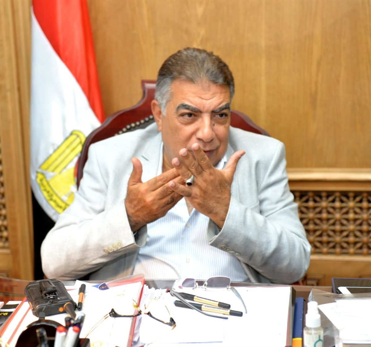 المحافظ أكد وضع حلول جذرية لأزمة مياه الشرب