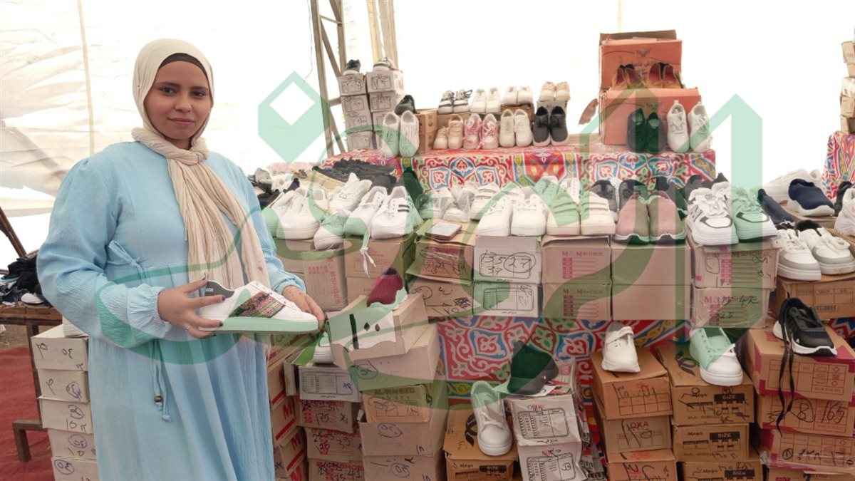الاحذية المدرسية
