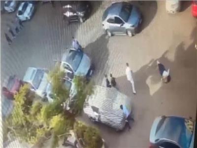 اعتداء طفل المرور وأصدقائه على المجني عليهم