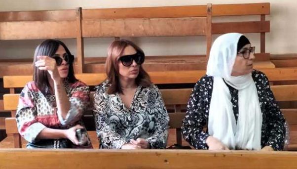 أسرة فتاة التجمع المجني عليها 