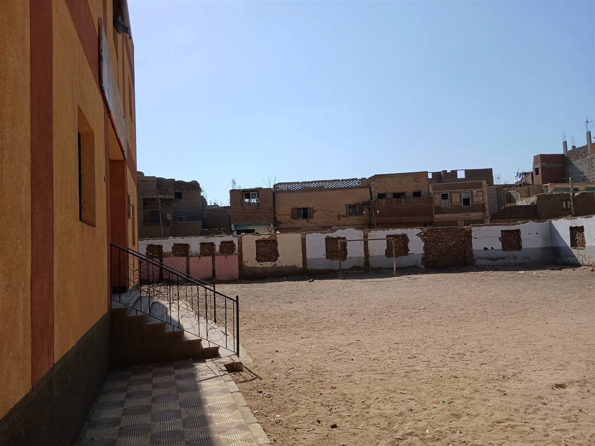 المساحة المتبقية لاقامة ملعب 