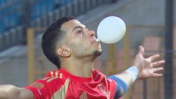  إمام عاشور