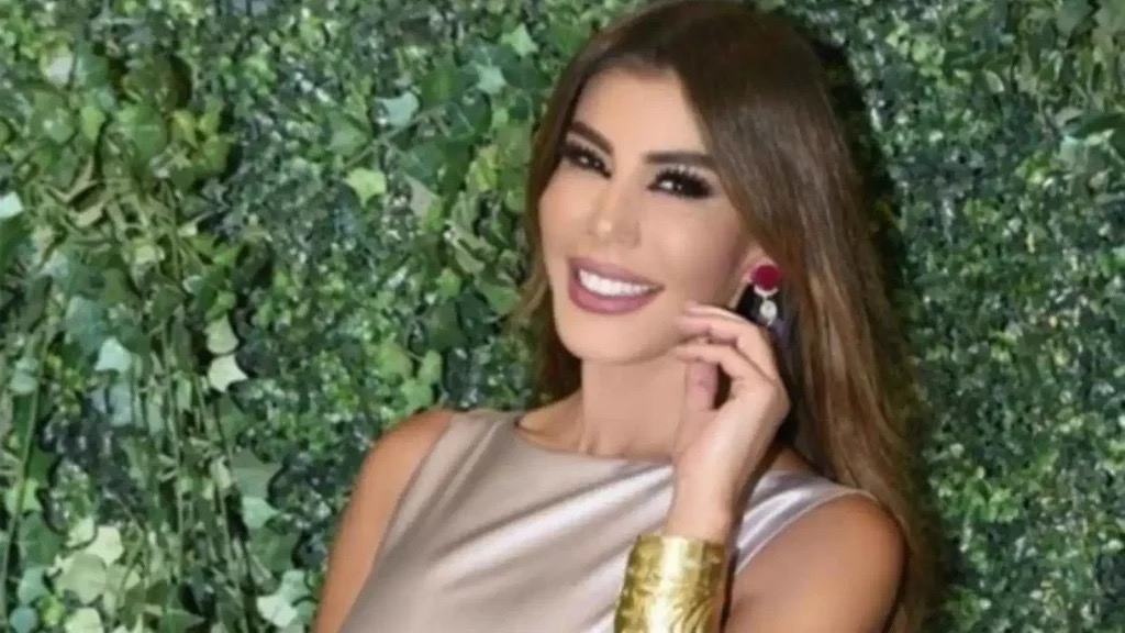 يمنى شري 
