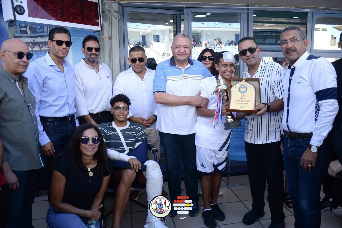 EF4E0426-F5DD-40B4-88A6-57F37CCDEC57