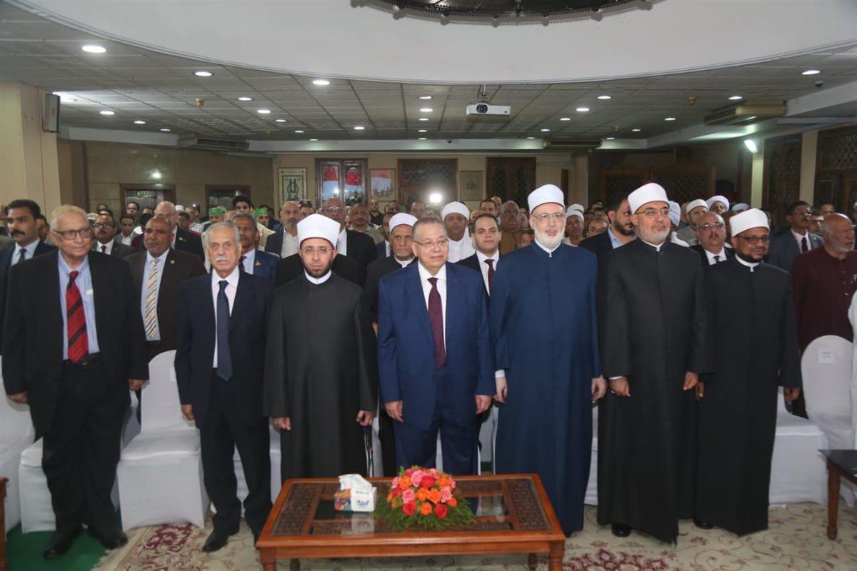 بالقرآن الكريم والسلام الوطني.. بدء احتفالية نقابة الأشراف بالمولد النبوي الشريف