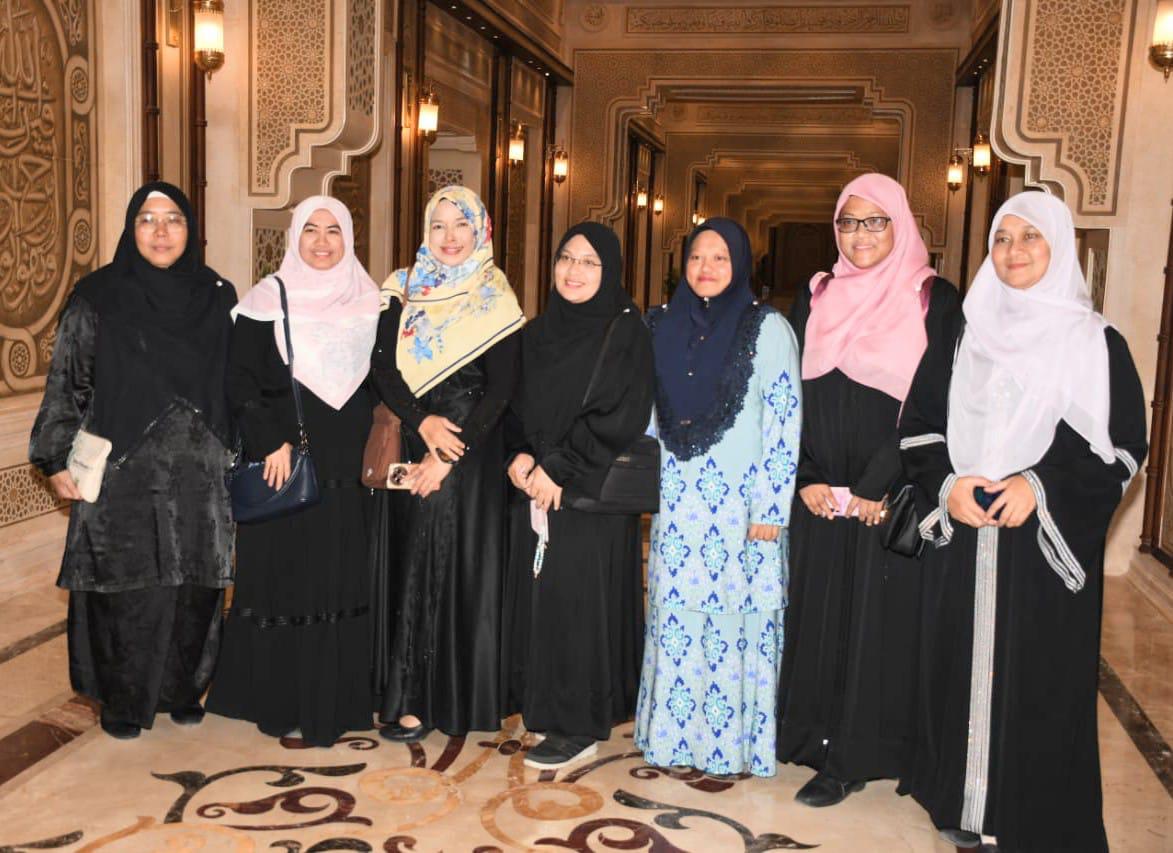 زيارة القضاة الشرعيين الماليزيين لمسجد مصر الكبير
