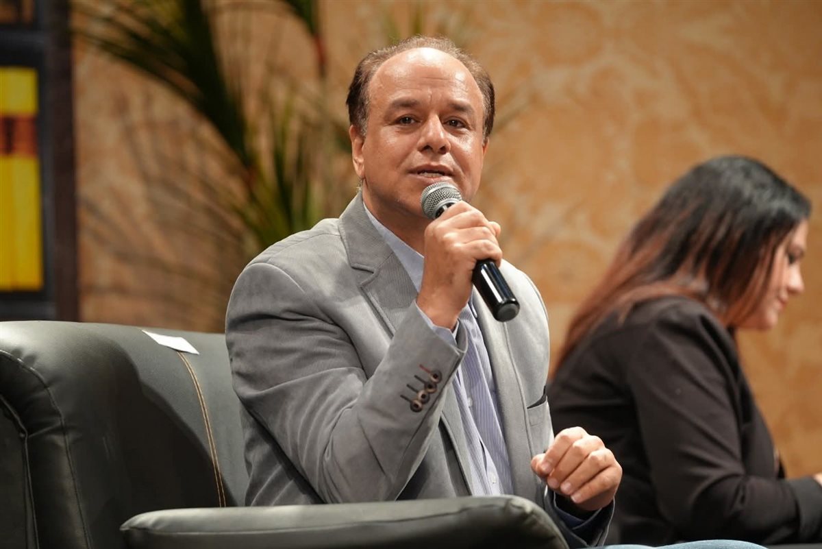 د.أشرف عبد الرحمن