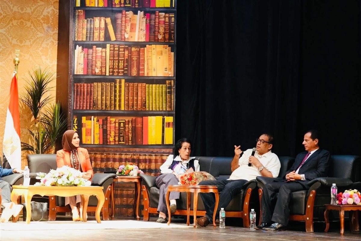 الناقد الفني هيثم أبوزيد