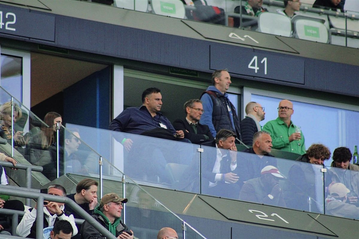 ظهور مدرب الأهلي المحتمل <span style=