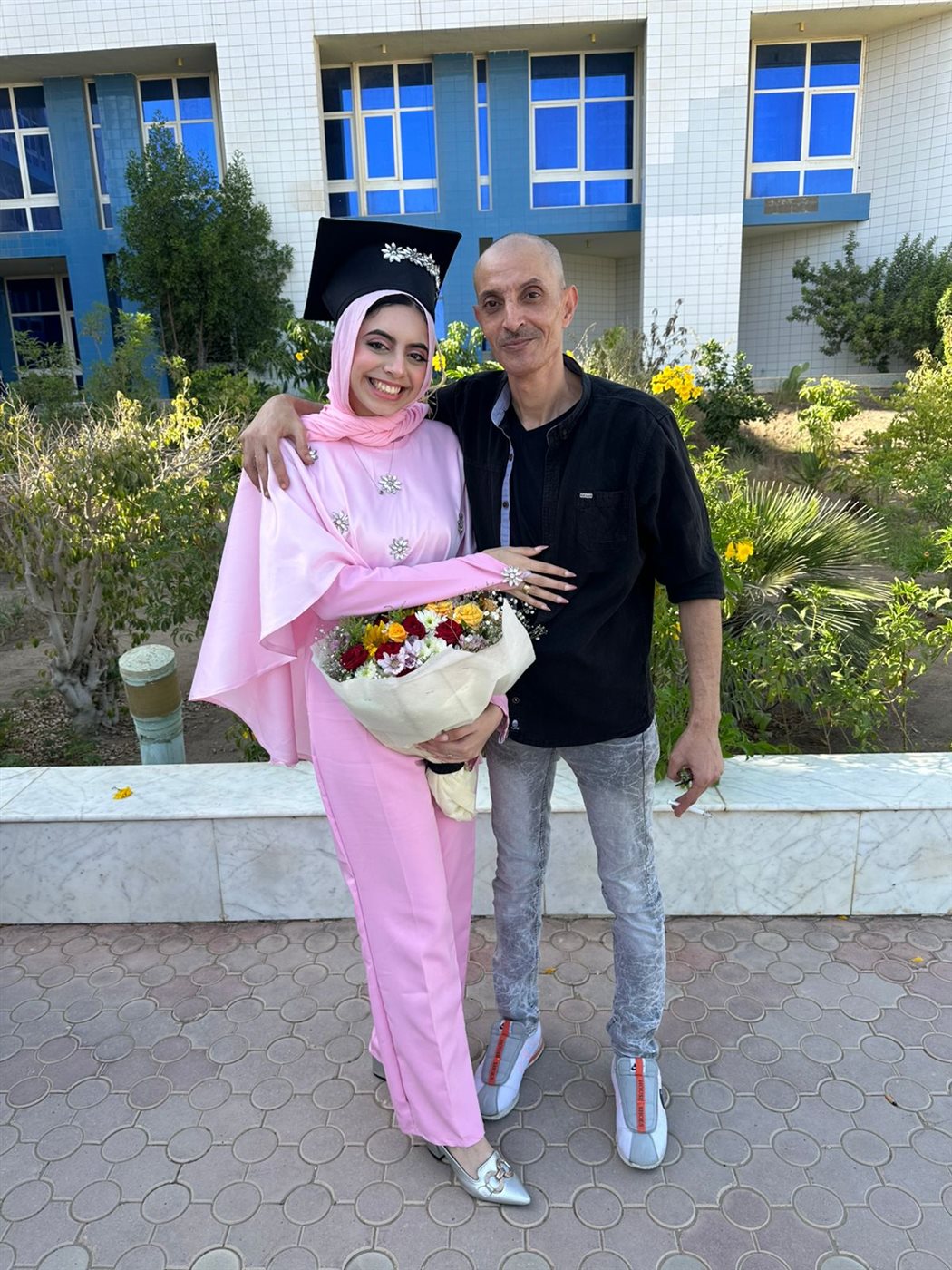 يسسشسيشلسش