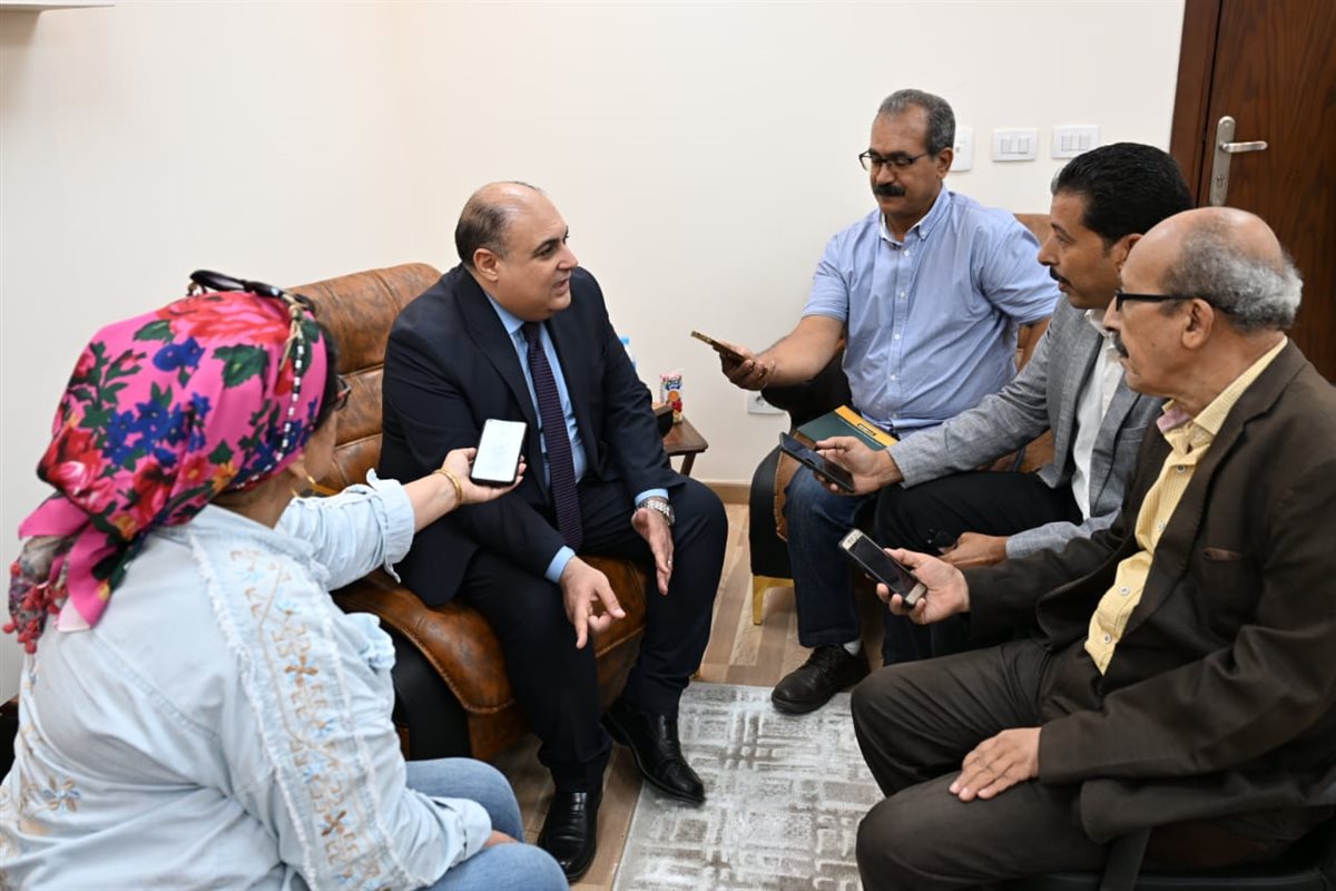 اللواء خالد اللبان خلال لقائه مع الصحفيين