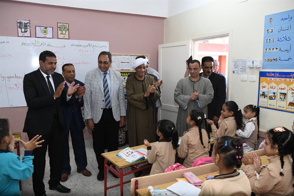زيارة المحافظ