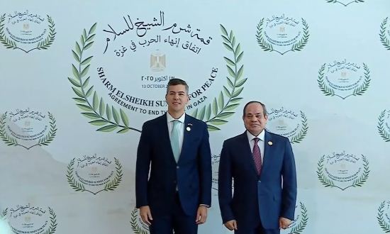 الرئيس السيسي يستقبل قادة وزعماء العالم المشاركين بقمة شرم الشيخ للسلام