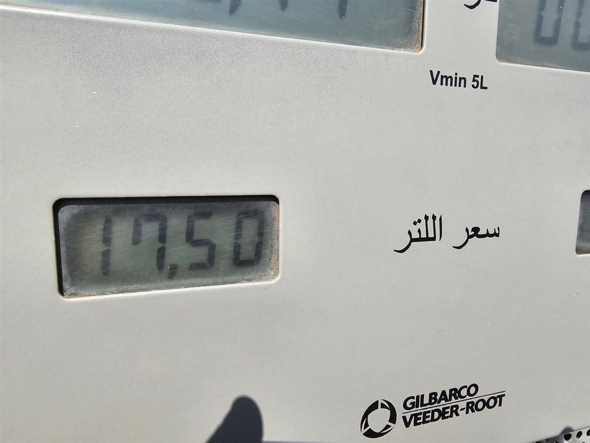 1000134589