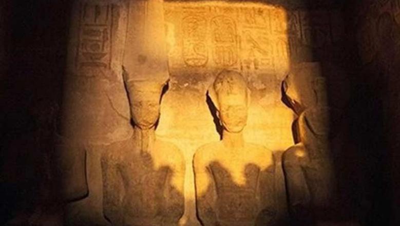 تعامد الشمس على وجه رمسيس الثاني