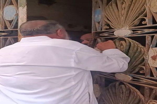 عم غريب مسن السويس
