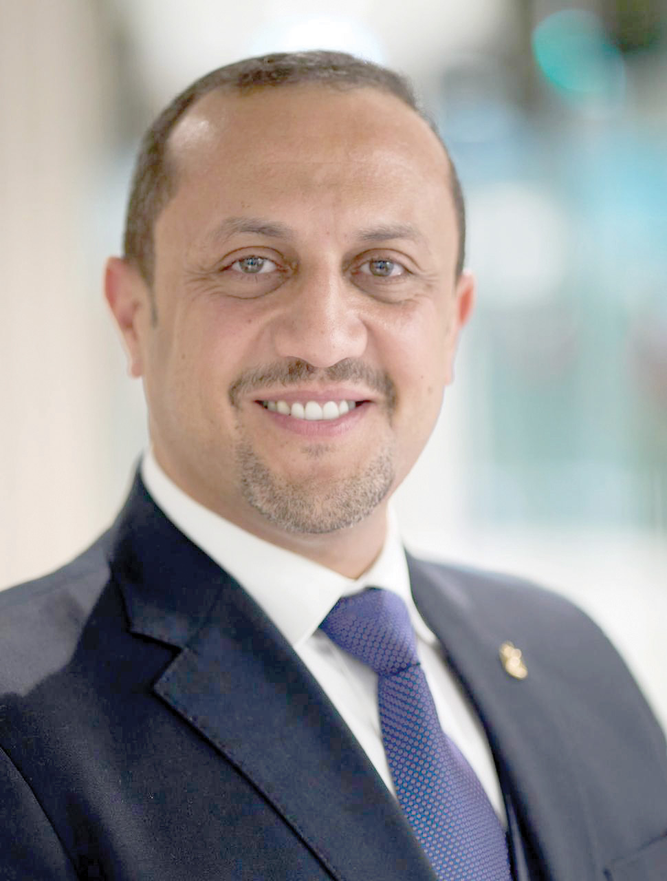 ايمن عرب